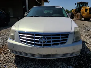 2007 Cadillac DTS Luxury I with VIN 1G6KD57YX7U178719, listed as a Copart auction lot 52872445 with 117,265 mi miles and Salvage Title. Bid and sale history available at DreamBid. Image 5.