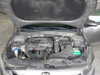 2016 Kia Optima LX with VIN 5XXGT4L33GG026183, listed as a IAAI auction lot 42156799 with 163,000 mi miles and . Bid and sale history available at carsss.com. Image 10.