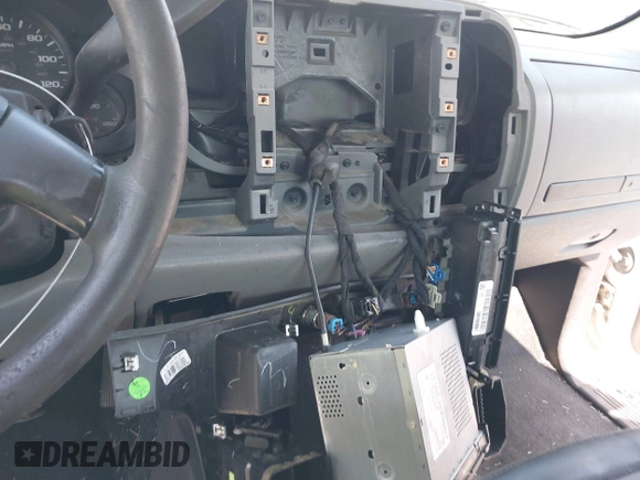 2007 Chevrolet Silverado 1500 1LT with VIN 2GCEK19J771629917, listed as a IAAI auction lot 41999052 with Not Provided miles and . Bid and sale history available at DreamBid. Image 19.