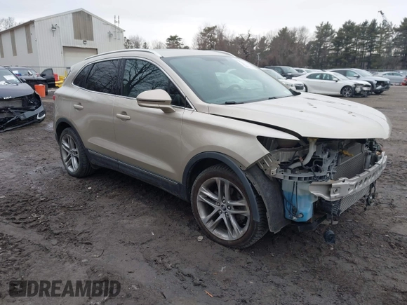 2017 Lincoln MKC Reserve with VIN 5LMCJ3D93HUL54581, listed as a IAAI auction lot 41711244 with 63,806 mi miles. Bid and sale history available at carsss.com. Image 1.