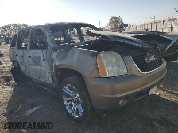 2007 GMC Yukon SLE with VIN 1GKFK13037R145565, listed as a Copart auction lot 77398114 with 0 mi miles and Non Repairable. Bid and sale history available at carsss.com. Image 4.