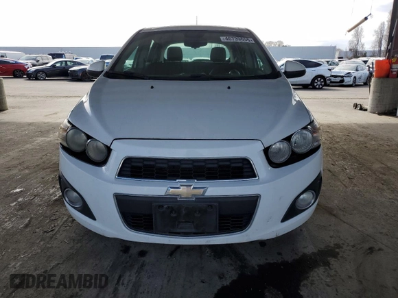 2013 Chevrolet Sonic LT with VIN 1G1JC6SG1D4127307, listed as a Copart auction lot 46739655 with 179,043 mi miles and Clean Title. Bid and sale history available at carsss.com. Image 5.