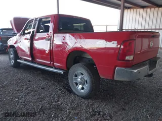 2018 Ram 2500 Tradesman with VIN 3C6UR5CJ2JG120962, listed as a IAAI auction lot 41041140 with 90,737 mi miles. Bid and sale history available at carsss.com. Image 3.
