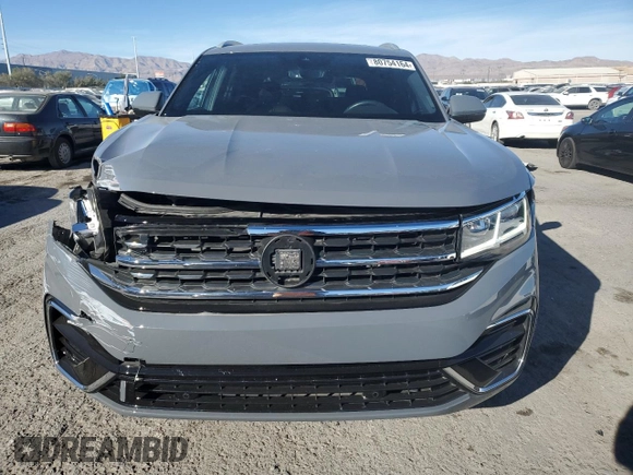 2021 Volkswagen Atlas SEL with VIN 1V2SE2CAXMC235406, listed as a Copart auction lot 80754164 with 31,527 mi miles and Salvage title. Bid and sale history available at DreamBid. Image 5.