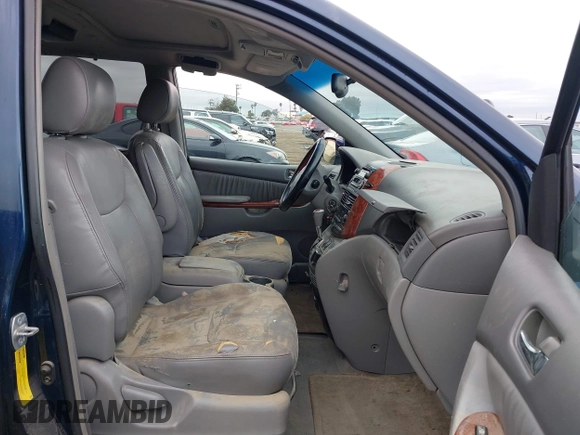 2004 Toyota Sienna XLE with VIN 5TDZA22C84S002783, listed as a IAAI auction lot 41780891 with 169,723 mi miles and . Bid and sale history available at carsss.com. Image 5.