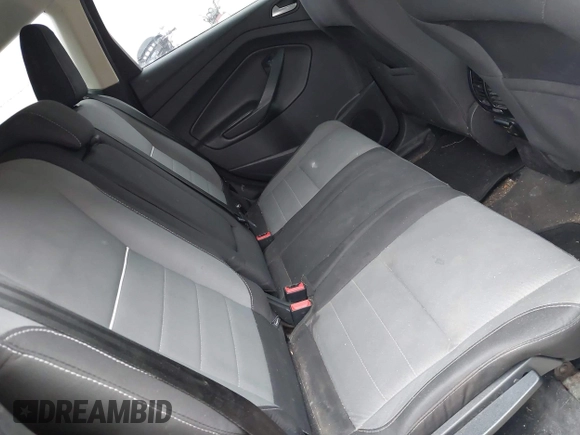 2014 Ford Escape SE z VIN 1FMCU9G91EUB07502, wystawiony jako IAAI lot #41166006 z przebiegiem 209 625 mil mil oraz . Historia ofert i sprzedaży dostępna na DreamBid. Obrazek 8.