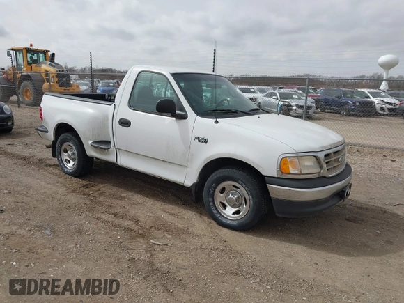 2001 Ford F-150 XL with VIN 2FTZF07221CA52446, listed as a IAAI auction lot 41836765 with 1 mi miles. Bid and sale history available at carsss.com. Image 1.