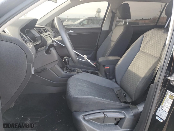 2021 Volkswagen Tiguan S with VIN 3VV0B7AXXMM098764, listed as a Copart auction lot 43116995 with 52,239 mi miles and Salvage Title. Bid and sale history available at carsss.com. Image 7.