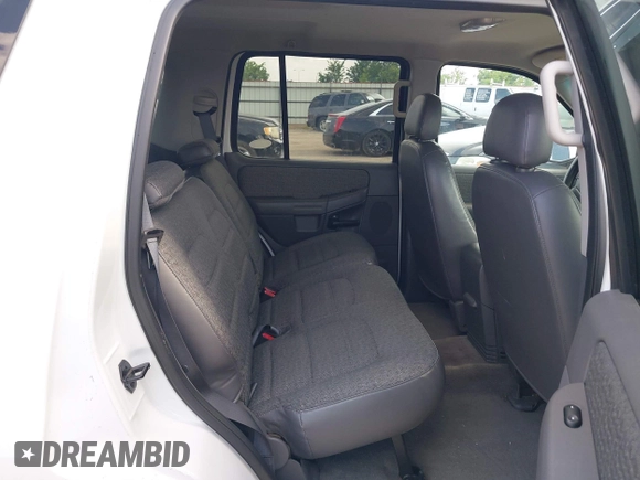 2002 Ford Explorer XLS с VIN 1FMZU62E52UC41583, выставлен на аукционе IAAI как лот 42433804 с пробегом 201 611 миль миль и . История ставок и продаж доступна на DreamBid. Изображение 8.