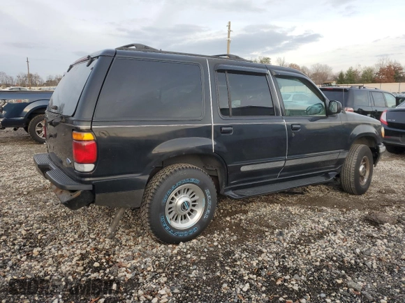 1997 Ford Explorer XL with VIN 1FMDU34E4VZC37151, listed as a Copart auction lot 85847234 with 260,538 mi miles and Salvage title. Bid and sale history available at DreamBid. Image 3.
