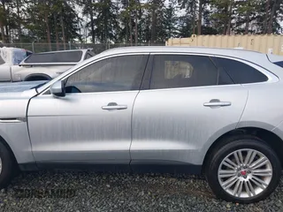2019 Jaguar F-Pace 30t Portfolio z VIN SADCN2GX3KA353203, wystawiony jako IAAI lot #40967088 z przebiegiem 51 620 mil mil oraz . Historia ofert i sprzedaży dostępna na DreamBid. Obrazek 15.