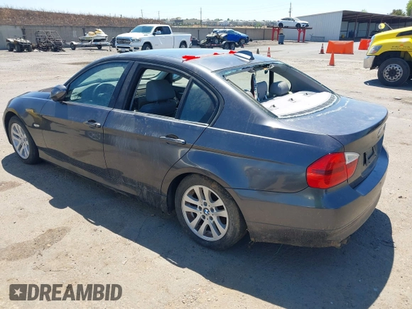 2007 BMW 3 Series 328i with VIN WBAVC53597FZ79068, listed as a IAAI auction lot 42791350 with 179,676 mi miles and . Bid and sale history available at DreamBid. Image 6.