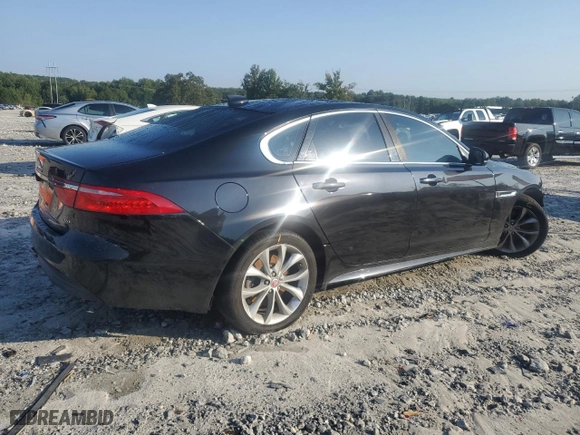2017 Jaguar XF 20d Premium with VIN SAJBD4BN4HCY48097, listed as a Copart auction lot 68671564 with 99,562 mi miles and Salvage Title. Bid and sale history available at carsss.com. Image 3.