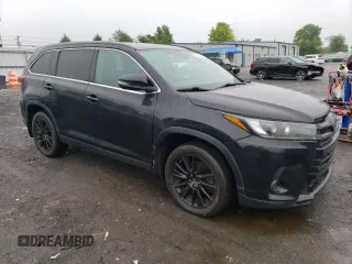 2019 Toyota Highlander SE z VIN 5TDJZRFH7KS577863, wystawiony jako Copart lot #58291535 z przebiegiem 50 981 mil mil oraz Czysty tytuł • Clean title. Historia ofert i sprzedaży dostępna na DreamBid. Obrazek 4.