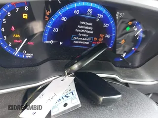 2022 Toyota Corolla Cross XLE z VIN 7MUEAABG0NV030757, wystawiony jako IAAI lot #42597979 z przebiegiem 20 172 mil mil oraz . Historia ofert i sprzedaży dostępna na DreamBid. Obrazek 11.