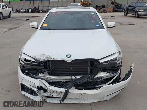 2018 BMW 5 Series 540i z VIN WBAJE5C52JWA93872, wystawiony jako IAAI lot #42191999 z przebiegiem 47 508 mil mil oraz . Historia ofert i sprzedaży dostępna na DreamBid. Obrazek 12.