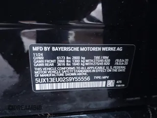 2025 BMW X5 sDrive40i with VIN 5UX13EU02S9Y55556, listed as a IAAI auction lot 41177621 with 272 mi miles. Bid and sale history available at carsss.com. Image 9.