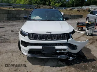 2024 Jeep Compass Limited с VIN 3C4NJDCN8RT146213, выставлен на аукционе Copart как лот 58739705 с пробегом 3 887 миль миль и Списание • Salvage title. История ставок и продаж доступна на DreamBid. Изображение 5.