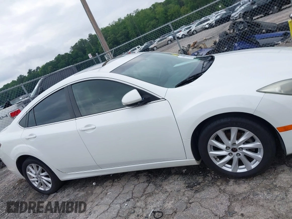 2011 Mazda 6 i Grand Touring z VIN 1YVHZ8CHXB5M11866, wystawiony jako IAAI lot #42412635 z przebiegiem 237 607 mil mil oraz . Historia ofert i sprzedaży dostępna na DreamBid. Obrazek 13.