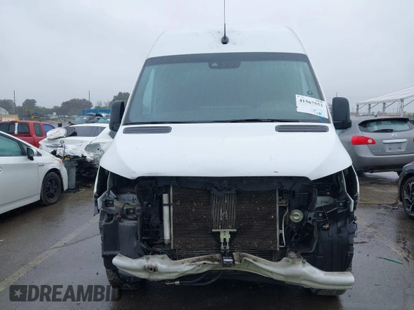 2020 Mercedes-Benz Sprinter Cargo with VIN W1W4ECHY2LT042904, listed as a IAAI auction lot 41567553 with 218,889 mi miles and . Bid and sale history available at carsss.com. Image 13.