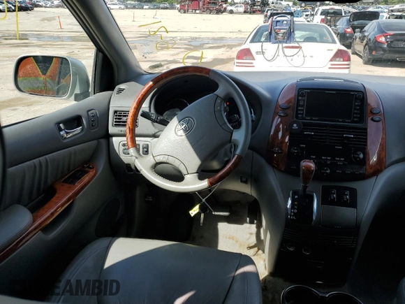 2008 Toyota Sienna XLE with VIN 5TDZK22CX8S179595, listed as a Copart auction lot 55465044 with 142,204 mi miles and Salvage Title. Bid and sale history available at carsss.com. Image 8.