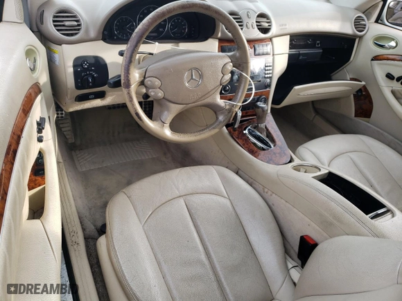 2007 Mercedes-Benz CLK-Class 3.5L with VIN WDBTJ56H47F215987, listed as a Copart auction lot 85616184 with 0 mi miles and Clean Title. Bid and sale history available at carsss.com. Image 8.