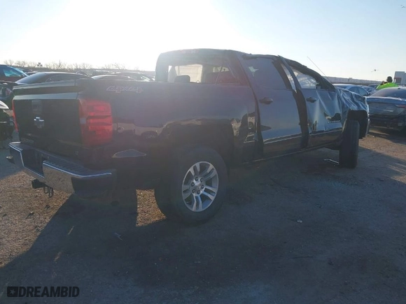 2016 Chevrolet Silverado 1500 LT with VIN 3GCUKREC7GG262526, listed as a IAAI auction lot 41368624 with 136,369 mi miles. Bid and sale history available at carsss.com. Image 4.