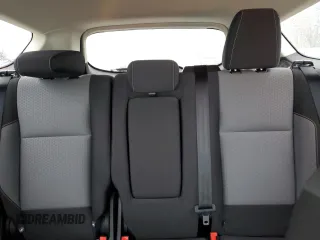 2018 Ford Escape SE z VIN 1FMCU9GD2JUA76985, wystawiony jako Copart lot #55743855 z przebiegiem 84 549 mil mil oraz Szkody całkowita. Historia ofert i sprzedaży dostępna na DreamBid. Obrazek 10.
