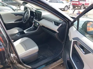 2025 Toyota RAV4 XLE Premium with VIN 2T3A1RFV1SW517279, listed as a IAAI auction lot 42363491 with 8,848 mi miles and . Bid and sale history available at DreamBid. Image 5.