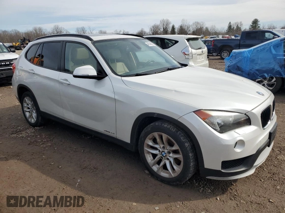 2015 BMW X1 xDrive28i with VIN WBAVL1C58FVY28445, listed as a Copart auction lot 49148015 with 144,319 mi miles and Clean Title. Bid and sale history available at carsss.com. Image 4.