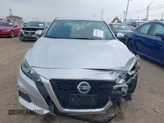 2020 Nissan Altima 2.5 S with VIN 1N4BL4BV2LC159837, listed as a IAAI auction lot 42177451 with 66,123 mi miles and . Bid and sale history available at carsss.com. Image 12.