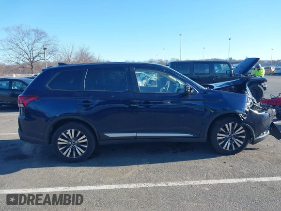 2020 Mitsubishi Outlander ES with VIN JA4AZ3A37LZ003556, listed as a IAAI auction lot 41748908 with 98,244 mi miles and . Bid and sale history available at DreamBid. Image 13.