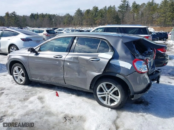 2019 Mercedes-Benz GLA with VIN WDCTG4GB8KJ536371, listed as a IAAI auction lot 41652636 with 98,314 mi miles. Bid and sale history available at carsss.com. Image 14.