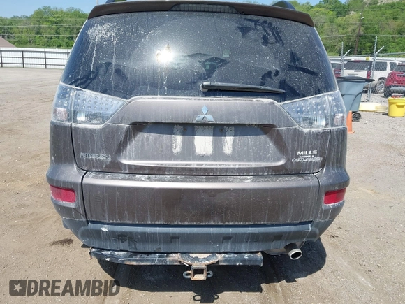 2011 Mitsubishi Outlander SE with VIN JA4AS3AW0BU032083, listed as a IAAI auction lot 42257699 with 160,038 mi miles and . Bid and sale history available at DreamBid. Image 17.
