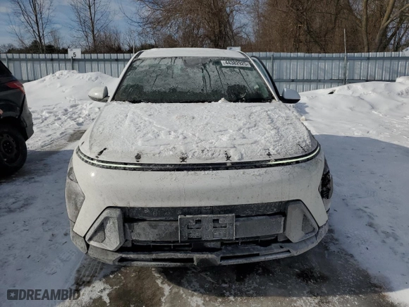 2024 Hyundai Kona SE with VIN KM8HA3AB0RU184987, listed as a Copart auction lot 44382925 with 9,989 mi miles and Clean Title. Bid and sale history available at carsss.com. Image 5.