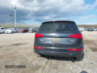 2014 Audi Q5 Premium Plus with VIN WA1LFAFP1EA114946, listed as a IAAI auction lot 42042556 with 190,787 mi miles. Bid and sale history available at carsss.com. Image 16.