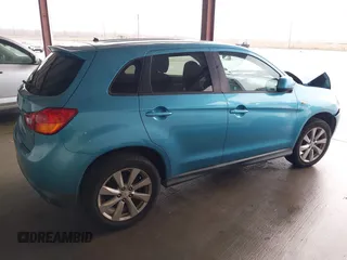 2014 Mitsubishi Outlander Sport ES with VIN 4A4AP3AU5EE028818, listed as a IAAI auction lot 41465951 with 119,577 mi miles. Bid and sale history available at carsss.com. Image 4.