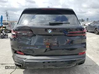 2024 BMW X5 sDrive40i z VIN 5UX13EU01R9V06527, wystawiony jako Copart lot #54611085 z przebiegiem 13 886 mil mil oraz Szkoda całkowita • Salvage title. Historia ofert i sprzedaży dostępna na DreamBid. Obrazek 6.