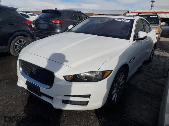 2019 Jaguar XE 25t with VIN SAJAR4FX4KCP48422, listed as a Copart auction lot 40850444 with 102,515 mi miles. Bid and sale history available at carsss.com. Image 1.
