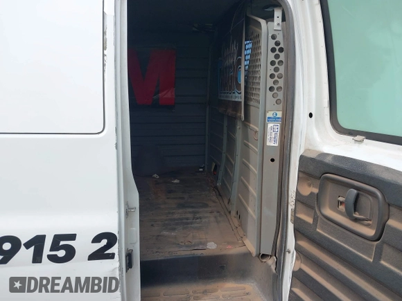 2011 Chevrolet Express Cargo z VIN 1GCSGAFX0B1134471, wystawiony jako IAAI lot #41508754 z przebiegiem 224 515 mil mil oraz . Historia ofert i sprzedaży dostępna na DreamBid. Obrazek 8.
