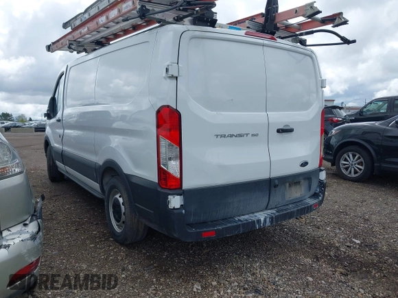 2021 Ford Transit Cargo z VIN 1FTYE1Y86MKA71783, wystawiony jako IAAI lot #42183454 z przebiegiem 53 405 mil mil oraz . Historia ofert i sprzedaży dostępna na DreamBid. Obrazek 3.