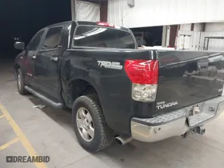 2007 Toyota Tundra LTD with VIN 5TBDV58147S490830, listed as a IAAI auction lot 41823276 with 294,520 mi miles. Bid and sale history available at carsss.com. Image 3.
