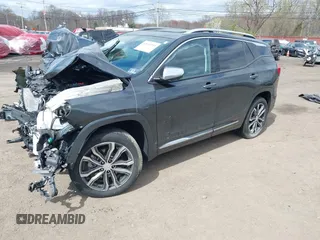 2019 GMC Terrain Denali z VIN 3GKALXEX5KL340085, wystawiony jako IAAI lot #42049755 z przebiegiem 16 810 mil mil oraz . Historia ofert i sprzedaży dostępna na DreamBid. Obrazek 2.