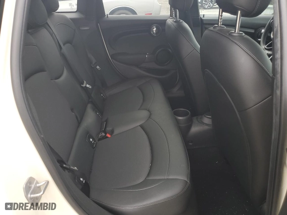 2021 MINI Hardtop 4 Door Oxford Edition with VIN WMWXU7C07M2N06066, listed as a Copart auction lot 68949904 with 56,378 mi miles and Salvage Title. Bid and sale history available at carsss.com. Image 11.