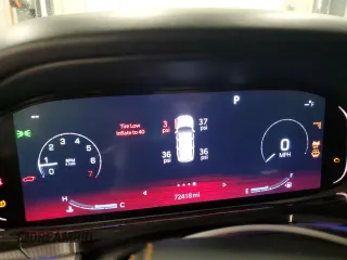 2022 Jeep Grand Wagoneer Series III с VIN 1C4SJVGJ5NS128232, выставлен на аукционе Copart как лот 84862334 с пробегом 72 418 миль миль и Списание • Salvage title. История ставок и продаж доступна на DreamBid. Изображение 9.