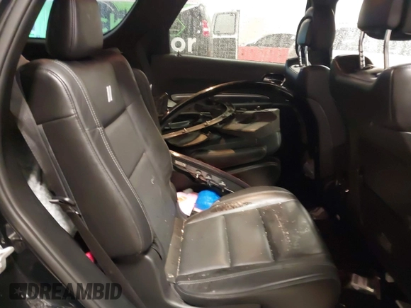 2019 Dodge Durango R/T z VIN 1C4SDHCT2KC632808, wystawiony jako IAAI lot #38578637 z przebiegiem 98 582 mil mil oraz . Historia ofert i sprzedaży dostępna na DreamBid. Obrazek 8.