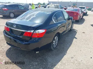2015 Honda Accord LX z VIN 1HGCR2F36FA120387, wystawiony jako IAAI lot #41992020 z przebiegiem 174 579 mil mil oraz . Historia ofert i sprzedaży dostępna na DreamBid. Obrazek 4.