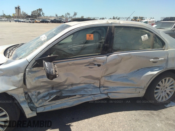 2010 Ford Fusion Hybrid с VIN 3FADP0L37AR132960, выставлен на аукционе IAAI как лот 30243926 с пробегом Не указан миль и . История ставок и продаж доступна на DreamBid. Изображение 6.