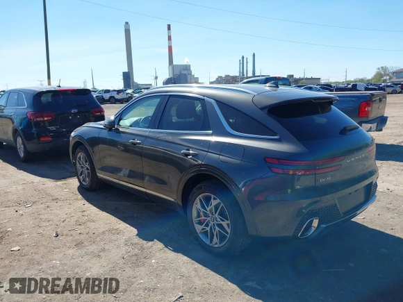 2025 Genesis GV70 2.5T z VIN KMUMADTB3SU178075, wystawiony jako IAAI lot #40492029 z przebiegiem 4 399 mil mil oraz . Historia ofert i sprzedaży dostępna na DreamBid. Obrazek 3.