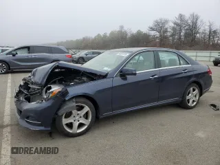 2014 Mercedes-Benz E-Class E 350 Luxury with VIN WDDHF8JB3EA818796, listed as a Copart auction lot 50381915 with 123,288 mi miles and Salvage Title. Bid and sale history available at carsss.com. Image 1.